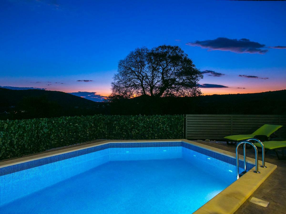 Villa Croatia Sea View With Heated Pool Винишче Экстерьер фото
