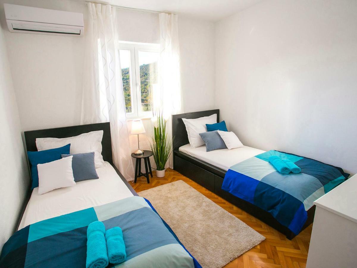 Villa Croatia Sea View With Heated Pool Винишче Экстерьер фото