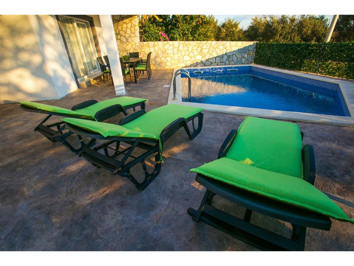 Villa Croatia Sea View With Heated Pool Винишче Экстерьер фото