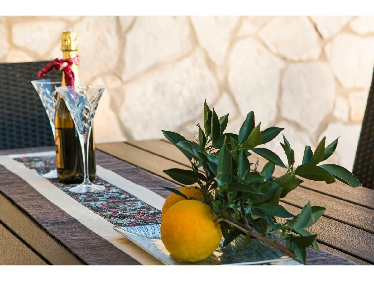 Villa Croatia Sea View With Heated Pool Винишче Экстерьер фото